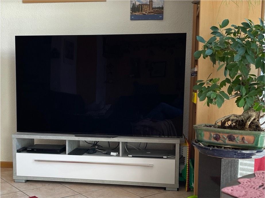TV Unterschrank in Waldshut-Tiengen