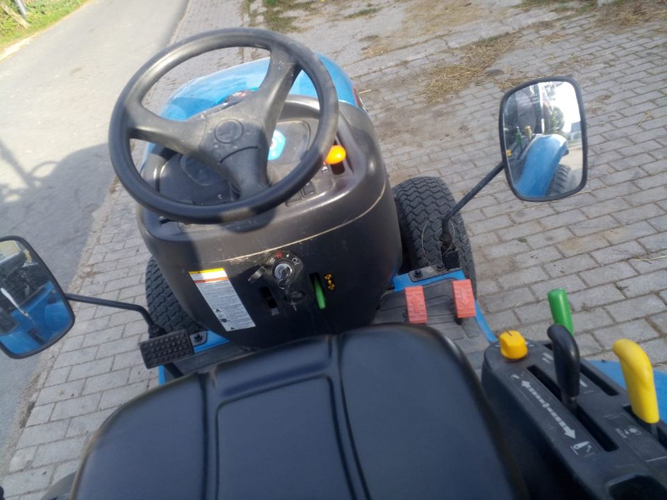 LS Traktor J23HST Pro -Kleintraktor mit Allrad + Straßenzulassung in Höchstädt i. Fichtelgebirge