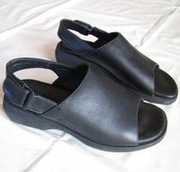 PANAMA JACK Sandalen Leder schwarz Gr. 37 wie neu NP 99,95€ Hessen - Schotten Vorschau