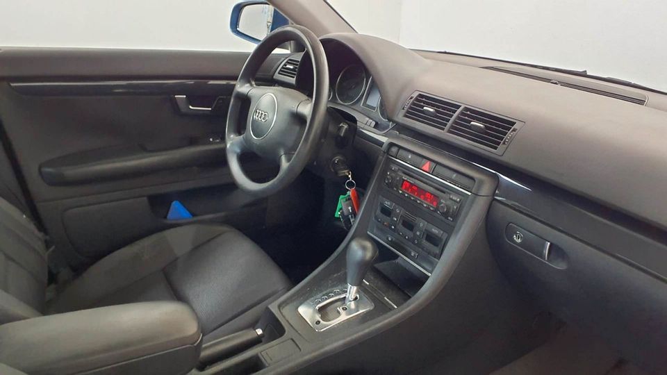 Audi A4 Lim. 2.0 Multitronic Klimaa ZV CD LM in Niestetal