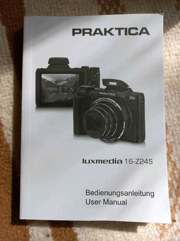 Praktica Kamera luxmedia 16-Z24S Farbe rot in Hettstedt