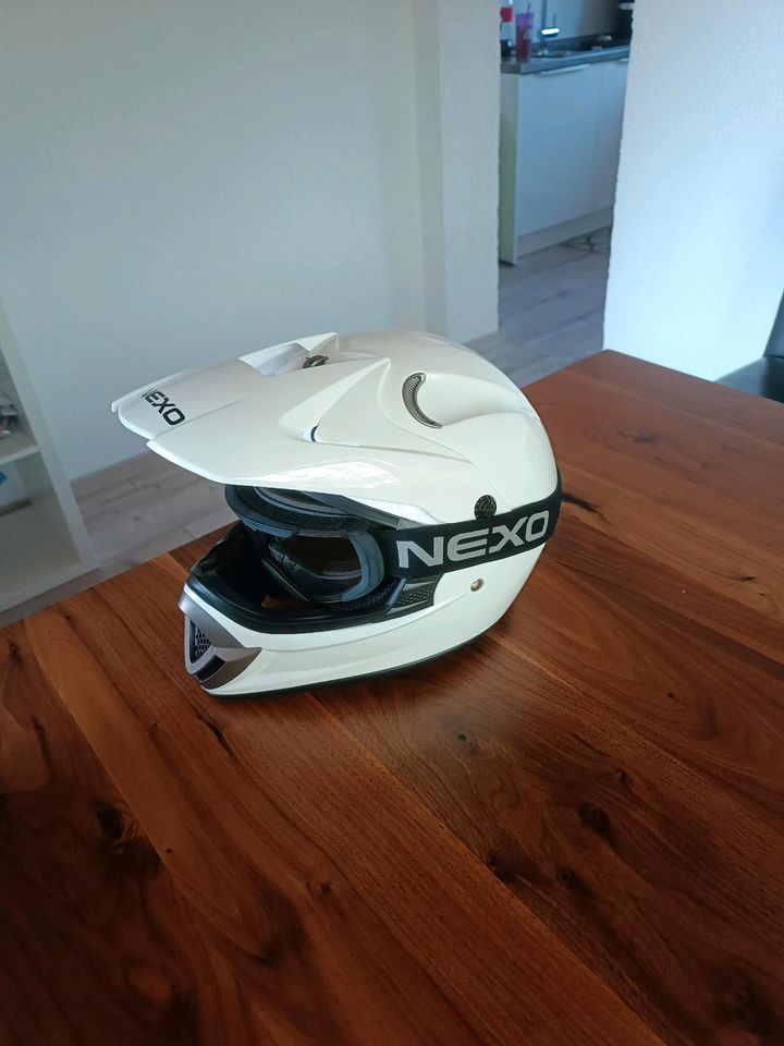 Nexo Motocross Helm in Castrop-Rauxel