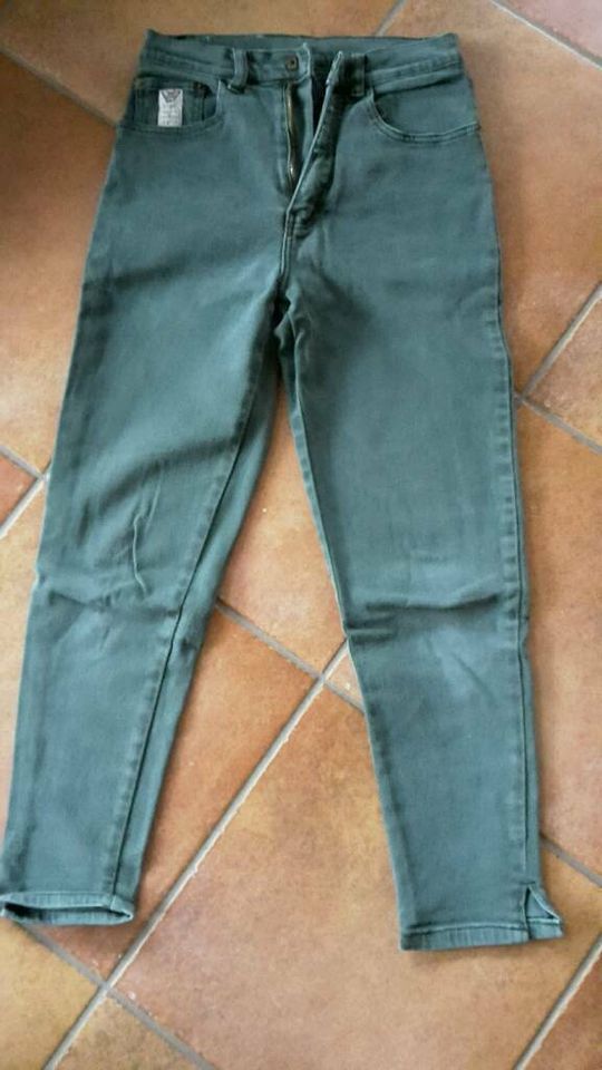 Jeans,Hose,Schlupfhose,Langarmshirt,Glanz,festlich,Gr.152 in Calbe (Saale)