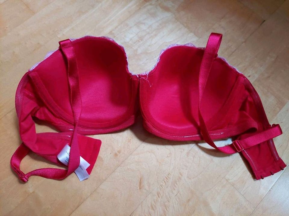 NEU Bügel BH's u Set's,  Gr. M und 80C, Hunkemöller in Cottbus