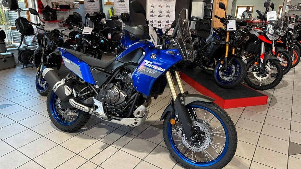 Yamaha TENERE 700 2023 BLAU + TECH KAMO in Niederrieden