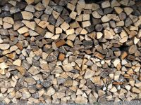 Trockenes, ofenfertiges Kaminholz Brennholz Holz zu verkaufen Nordrhein-Westfalen - Arnsberg Vorschau