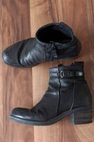 Stiefelette Leder mit Schnalle, schwarz MJUS Größe 38 Leipzig - Probstheida Vorschau