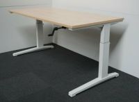 Bürotisch (höhenverstellbar) von Steelcase 160x80 mit Kurbel München - Schwabing-West Vorschau