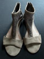 Tamaris Sandalen Größe 39 taupe Niedersachsen - Oldendorf (Landkreis Stade) Vorschau