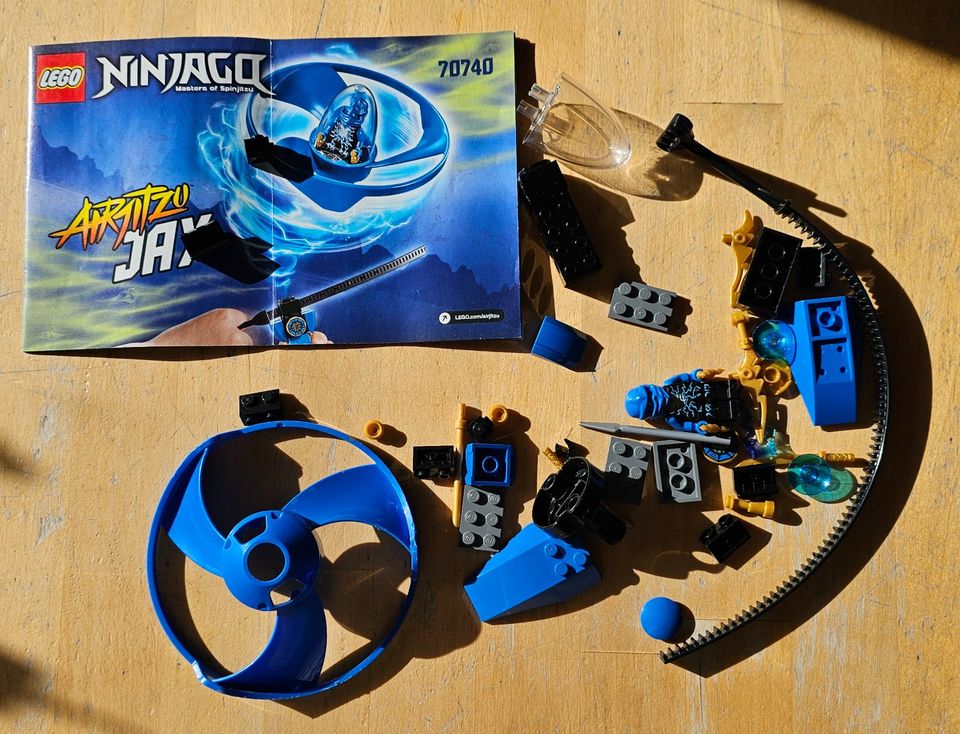 Lego Ninjago Masters of Spinjitzu Airjitzu Jay 70740 VOLLSTÄNDIG in Berlin