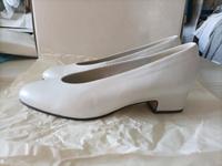 Brautschuhe von Gabor in 37 ( 3 1/2) Echtleder Nürnberg (Mittelfr) - Gebersdorf Vorschau
