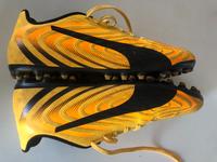 PUMA One Stollenschuhe Fußballschuhe Gr.40 Nordrhein-Westfalen - Oerlinghausen Vorschau