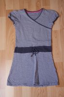 Kleid weiß grau gestreift tailliert 128 134 kurzarm Nordrhein-Westfalen - Castrop-Rauxel Vorschau