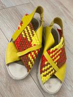 Nike Air Sandalen gelb, Gr. 36.5, kaum getragen Nordrhein-Westfalen - Marl Vorschau