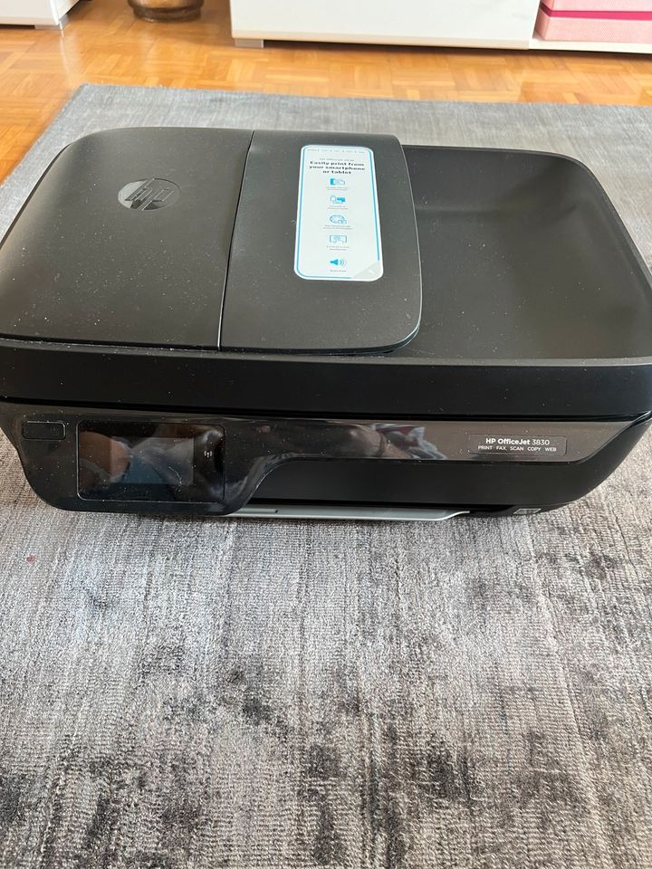 HP OfficeJet 3830 Drucker (inkl. Handy und WLAN Funktion) in München