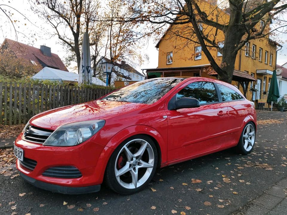 Astra H GTC 2.0 Turbo LPG in Immenhausen