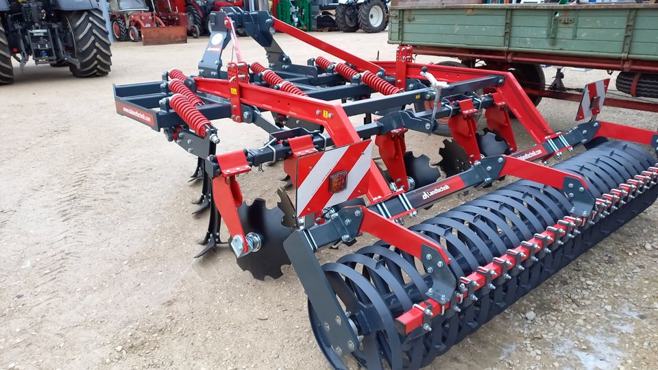 Grubber WARRIOR 300 DA Landtechnik in Bayern Neumarkt i.d.OPf
