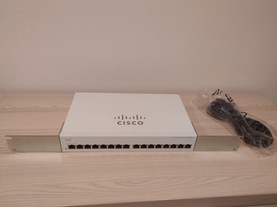 Original Cisco Business 110 Series CBS110-16T 16 Port Gigabit in Abenberg