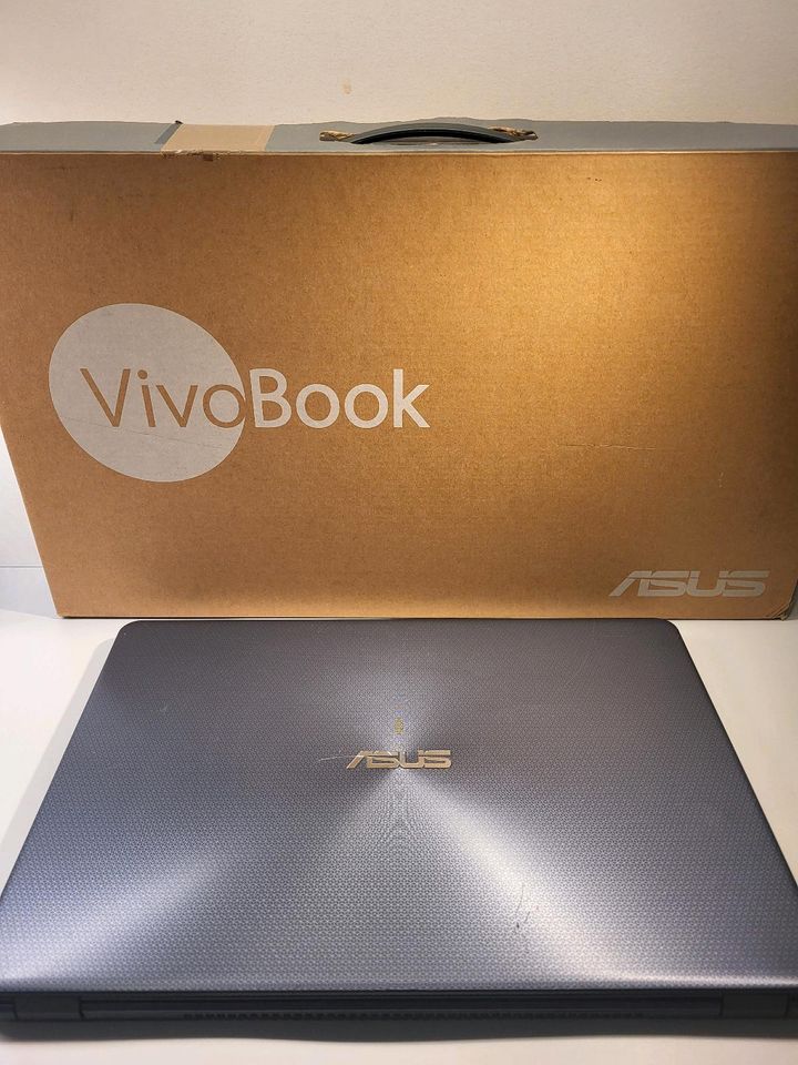 Asus Vivo Book Laptop Notebook Netbook in München