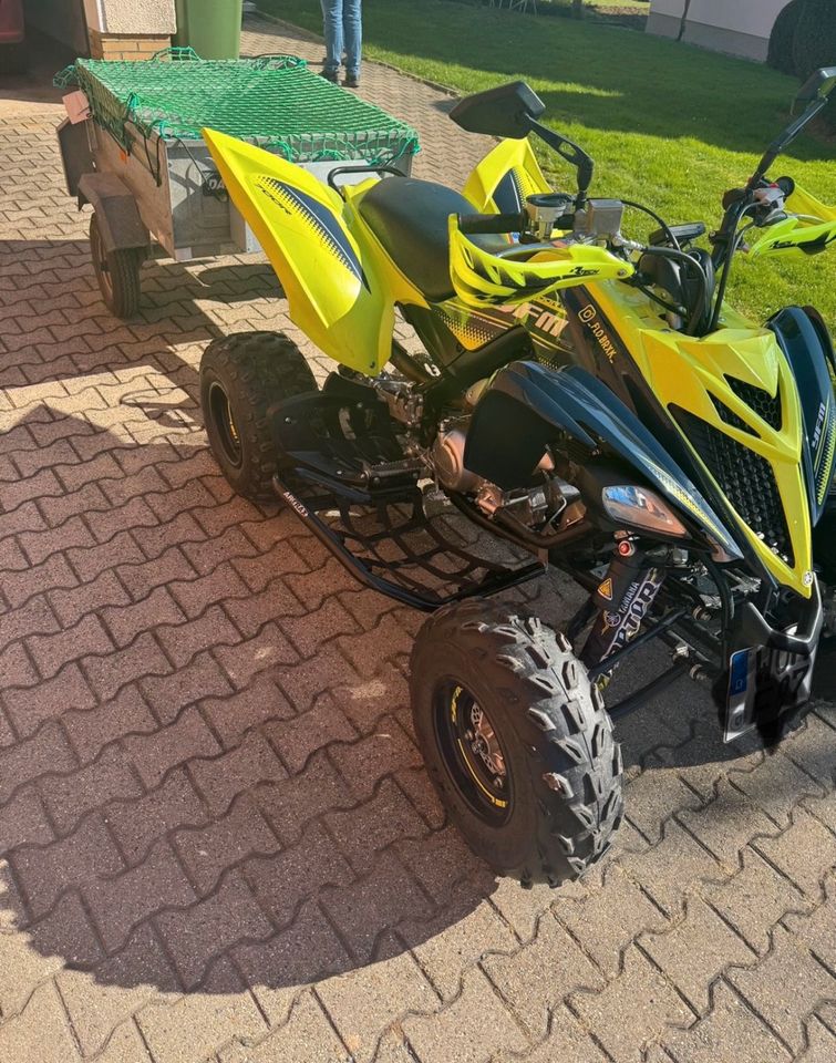 Yamaha Raptor 700R SE LOF mit Anhänger in Wolfhagen 