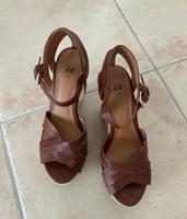 H&M Sandalen Sandaletten Keilabsatz braun 36 Düsseldorf - Flingern Nord Vorschau