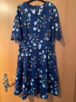 Blaues Kleid mit floralem Muster Niedersachsen - Rotenburg (Wümme) Vorschau