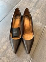 Damen Pumps Schuhe Hugo Boss 38,5 Niedersachsen - Hildesheim Vorschau