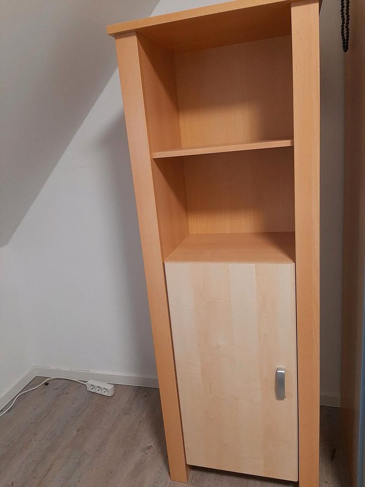 Schrank buche / ahorn für Büro o.ä. in Himmelpforten