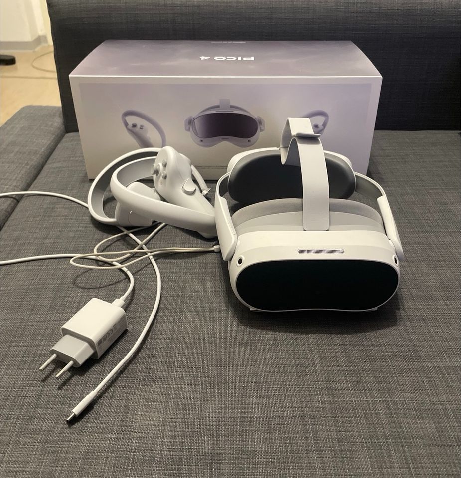 Pico 4  All-in-one Vr Brille 128 GB in Gießen