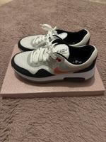 Nike AirMax Motif gr. 38,5 Nordrhein-Westfalen - Herten Vorschau