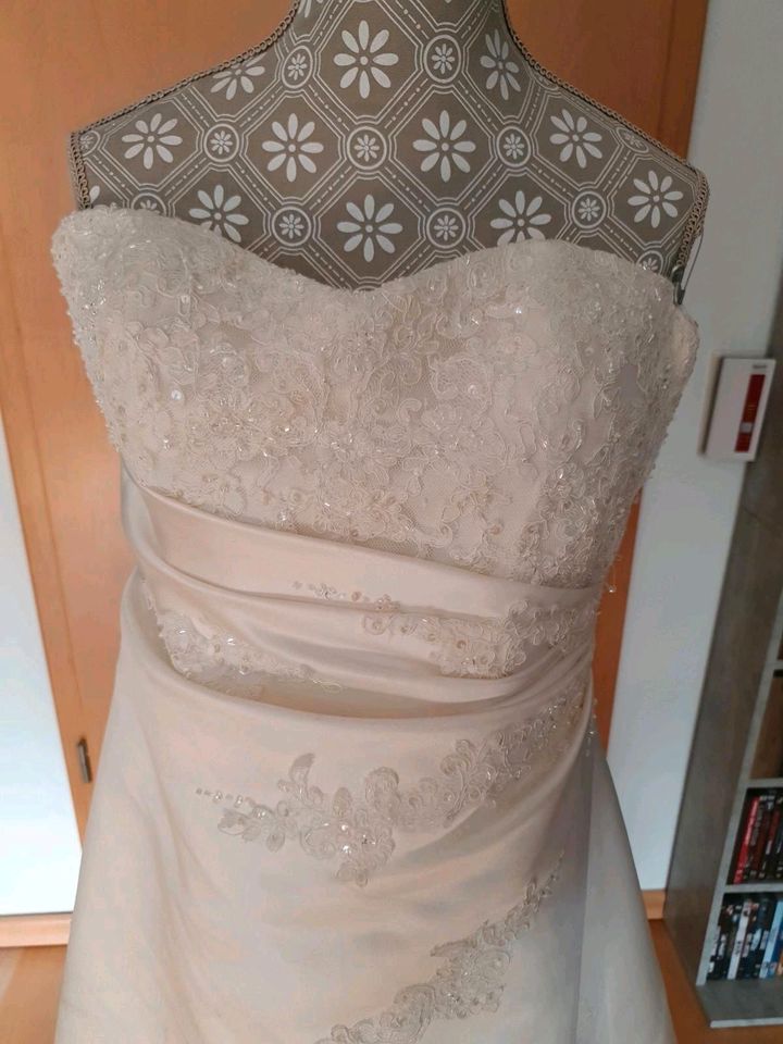 Brautkleid, Hochzeitskleid in A-Form in Gladbeck