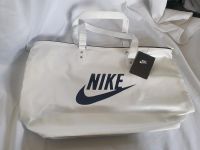 Nike Shopper Damentasche Tasche Handtasche Hessen - Bad Emstal Vorschau