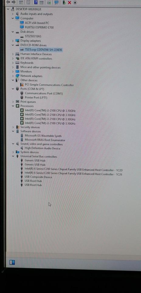 PC Fujitsu E700 E90+ 22 Zoll Monitor Dell P2210 + Speaker AX510 in Obernburg