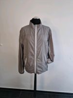 HERREN LAUFJACKE IN GRAU TOPZUSTAND GR.M Bayern - Eching (Niederbay) Vorschau