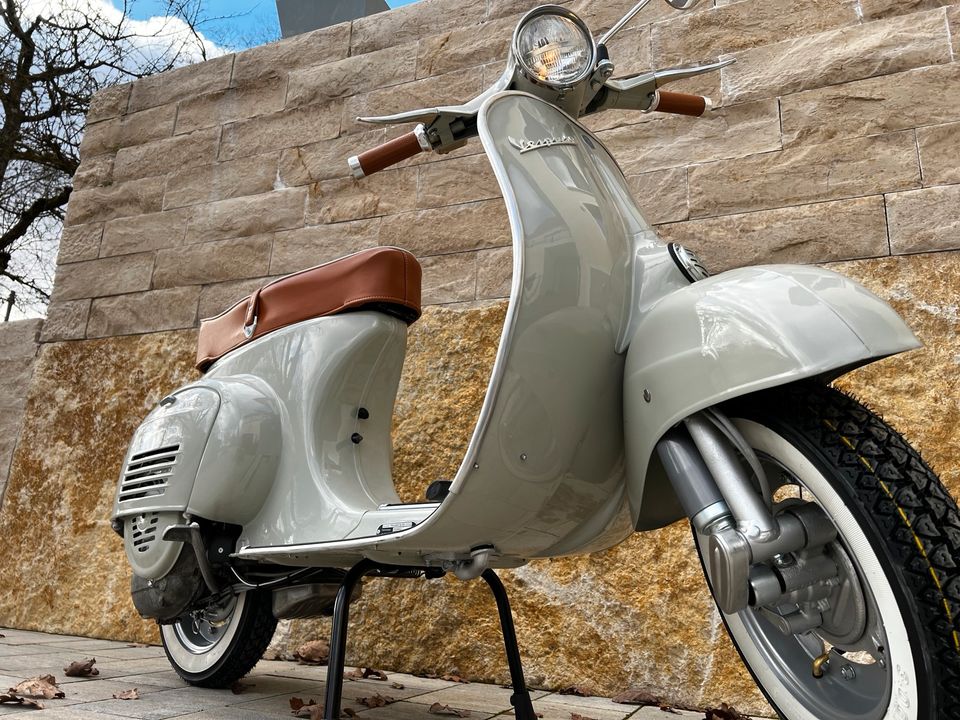 VESPA 50 VESPA 125ccm V50 ‼️FRISCH RESTAURIERT‼️ VESPA in Nördlingen