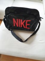 Nike Sporttasche Trainingstasche schwarz/rot Bayern - Poing Vorschau