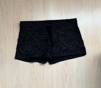 H&M Shorts Gr.164 Hamburg - Harburg Vorschau