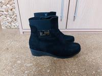 Stiefelette Gr. 38 Velourleder schwarz Hessen - Dreieich Vorschau