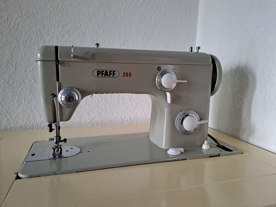 Nähmaschine Pfaff 260 in Waiblingen