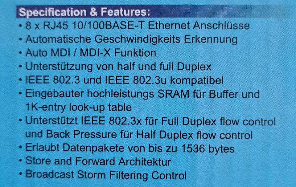 8 Port Fast Ethernet Switch 10/100 in Berlin