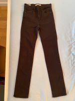 Levis 724 High Rise Straight Jeans 25x32 Berlin - Friedenau Vorschau