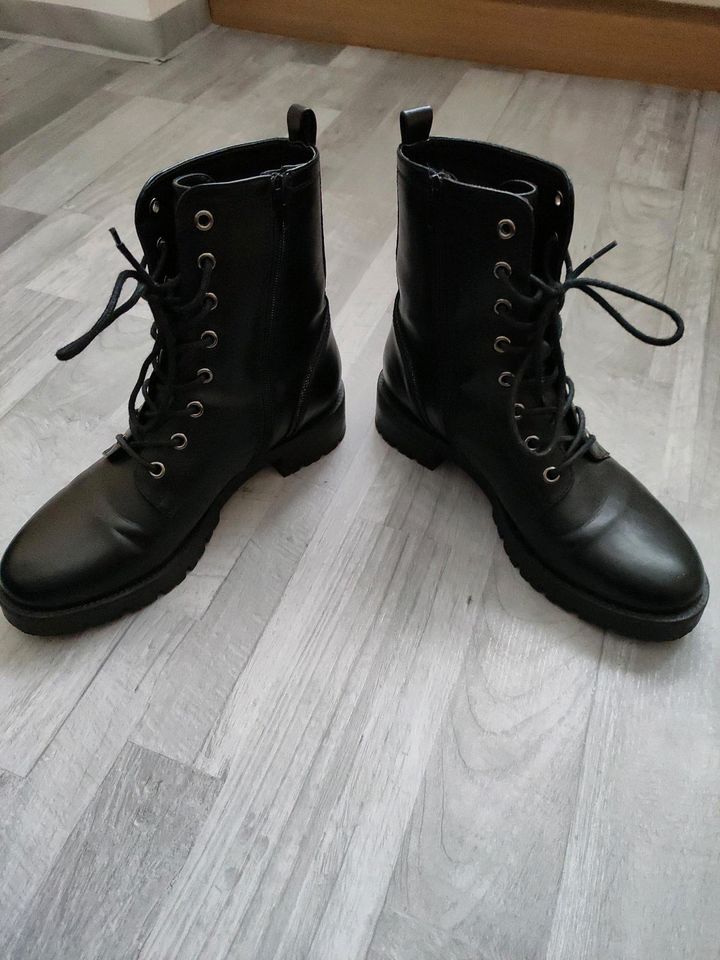 Schnür - Stiefel, Boots, braun, schwarz, 39 in Hirschau
