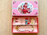 Djeco Schmuck Set Holz Accessoire Reh Bambi Retro Nordrhein-Westfalen - Lemgo Vorschau