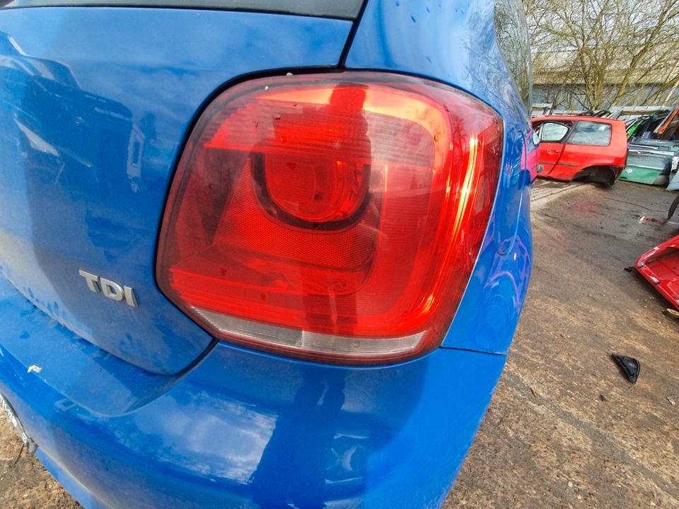 VW Polo 6R TDI Rücklicht Rückleuchte rechts Bj.2010 in Bremervörde