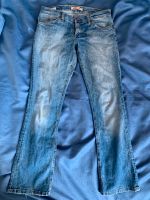 Mustang Hose Jeanshose Schlaghose bootcut Vintage S 36 loose fit Frankfurt am Main - Sachsenhausen Vorschau