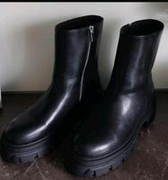 H & M, Stiefel mit Reißverschluss, schwarz, Gr. 40, neu Nordrhein-Westfalen - Gütersloh Vorschau