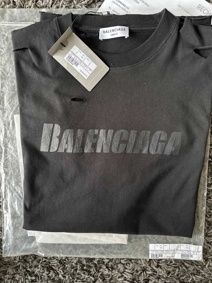 Balenciaga Shirt Black Unisex in Lubmin