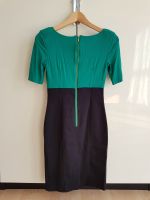 Stretch-Kleid grün/ schwarz, abgesetzter Reißverschluss Gr. 34/ S Baden-Württemberg - Mannheim Vorschau