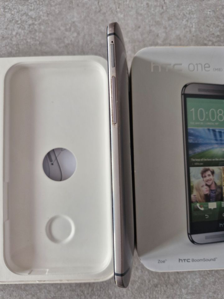 HTC One M8 (Ohne Simlock) Smartphone in Remscheid