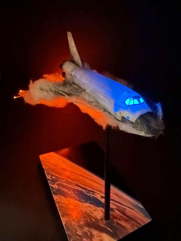 Aoshima Space Shuttle kein Revell Tamiya in Pfaffenhofen a. d. Roth